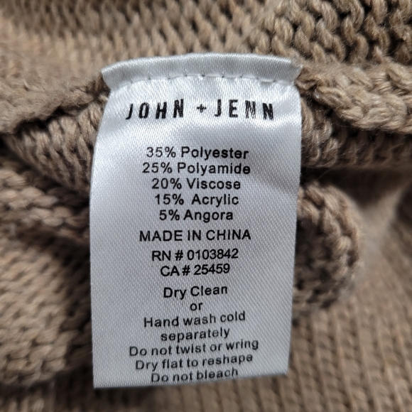 JOHN + JENN Sweater Camel Tan Knit Pull Over Wool Size XS - Picture 6 of 6
